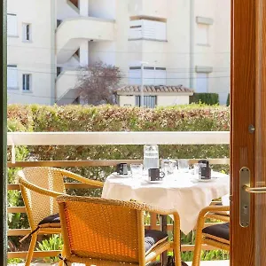 Apartment Codonyer A